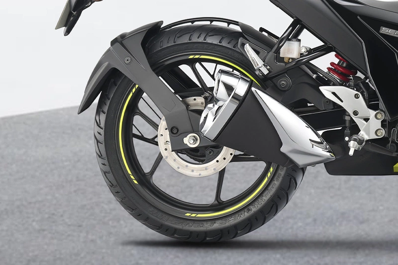 Suzuki Gixxer SF