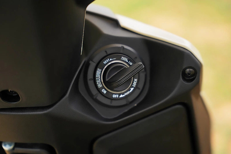 Suzuki e Access