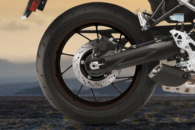 Suzuki GSX-8R