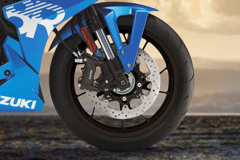 Suzuki GSX-8R