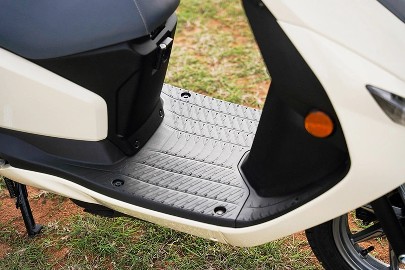 Suzuki e Access