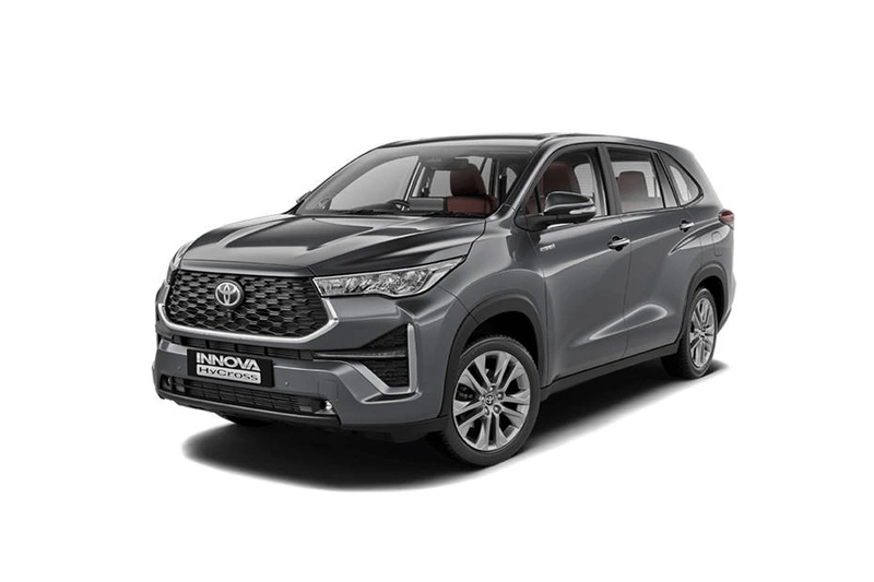 Toyota Innova Hycross