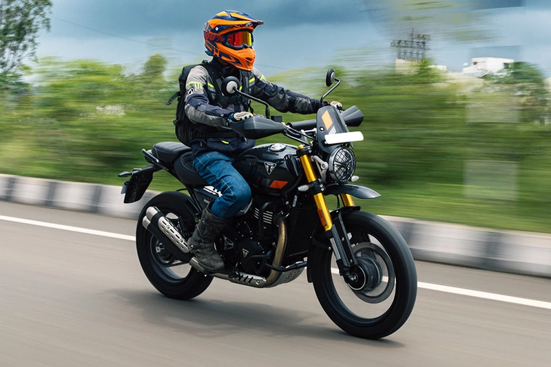 Triumph Scrambler 400 XC
