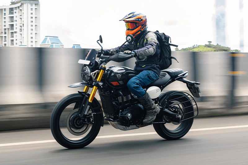 Triumph Scrambler 400 XC