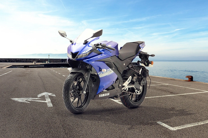 Yamaha R15S