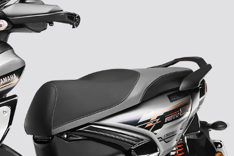 Yamaha RayZR 125 Fi Hybrid