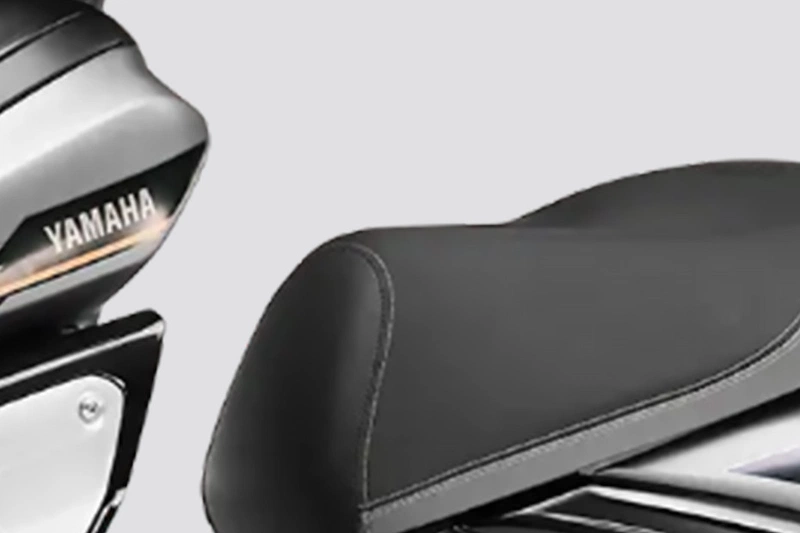 Yamaha RayZR 125 Fi Hybrid