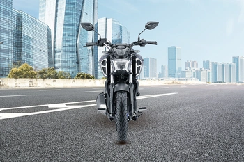 Yamaha FZS-FI V4