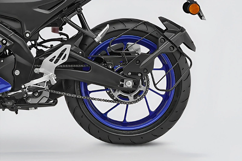 Yamaha R15 V4