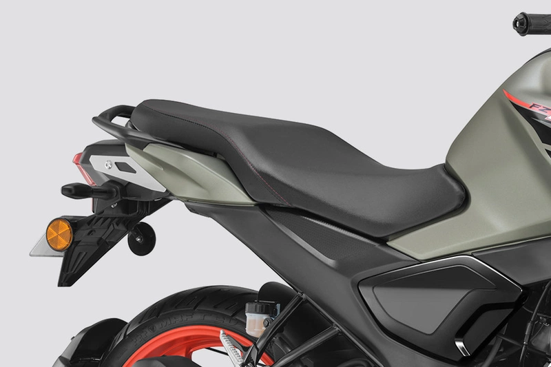 Yamaha FZ-RAVE