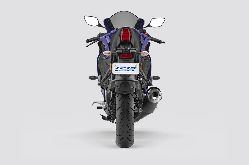 Yamaha R15 V4