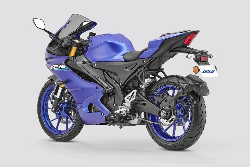 Yamaha R15 V4
